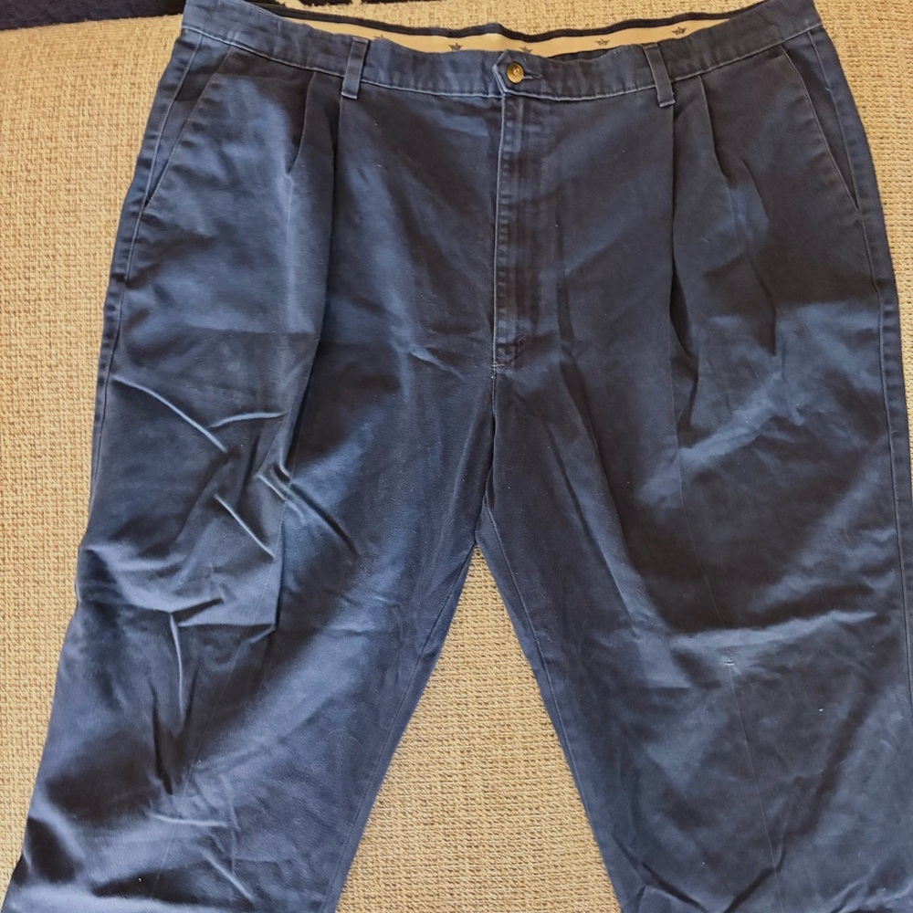 Dockers Men's Dress Pants in Navy Blue